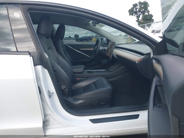 Продажа на аукционе авто 2023 Tesla Model 3 Rear-wheel Drive, vin: 5YJ3E1EA1PF580294, номер лота: 44907209