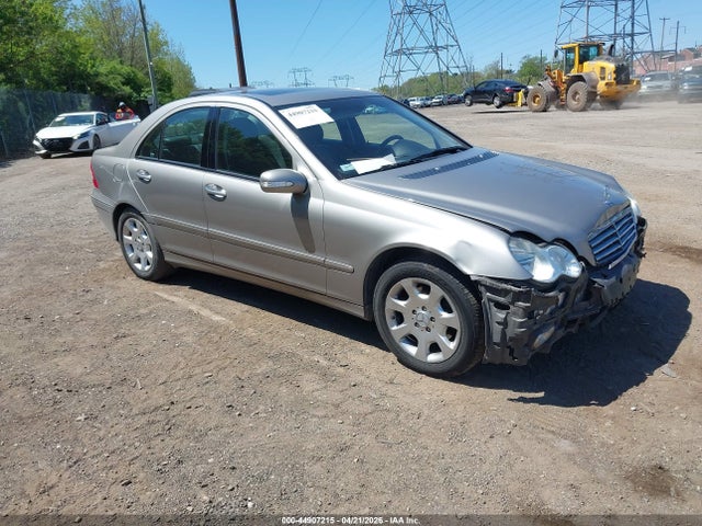 Продаж на аукціоні авто 2005 Mercedes-benz C 240 Luxury 4matic, vin: WDBRF81J75F589711, номер лоту: 44907215