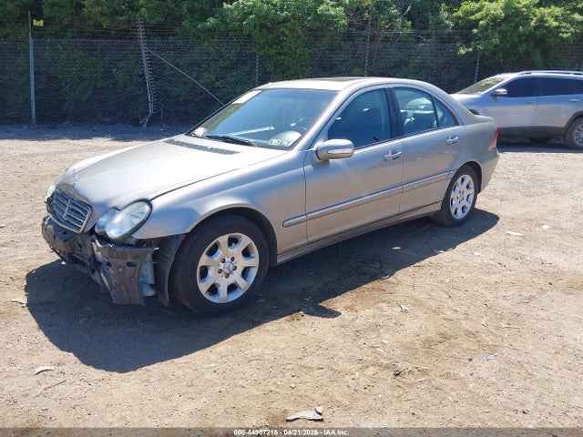 Продаж на аукціоні авто 2005 Mercedes-benz C 240 Luxury 4matic, vin: WDBRF81J75F589711, номер лоту: 44907215