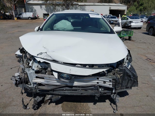 Toyota Corolla Hybrid Le 2022 JTDEAMDE7NJ036110 Image 12