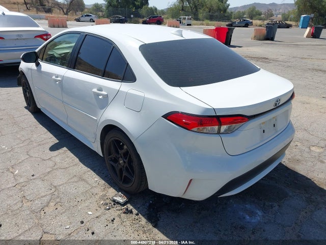 Toyota Corolla Hybrid Le 2022 JTDEAMDE7NJ036110 Image 3