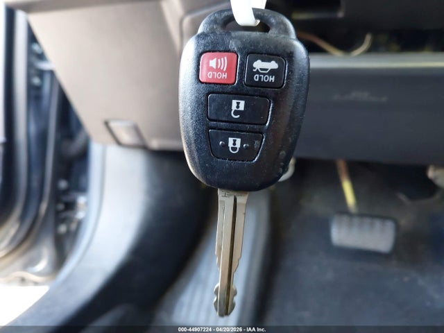 5YFBURHE9FP208801 Toyota Corolla S Plus