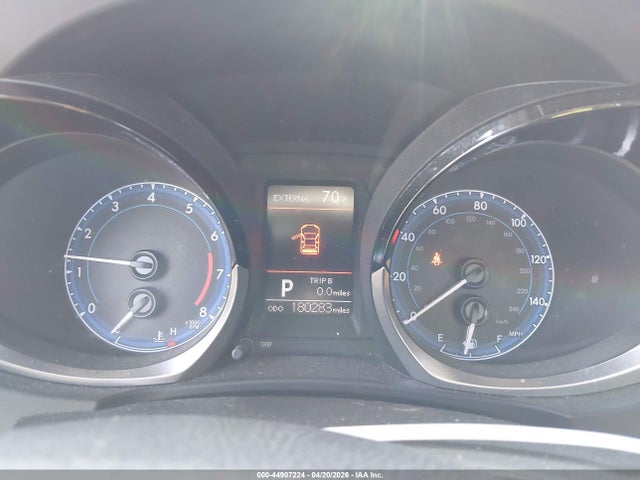 5YFBURHE9FP208801 Toyota Corolla S Plus