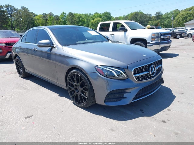 2017 MERCEDES-BENZ E 300 WDDZF4JBXHA061378
