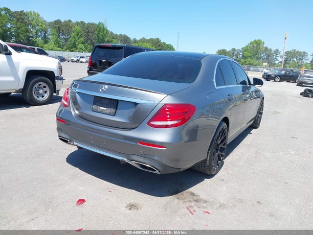 2017 MERCEDES-BENZ E 300 WDDZF4JBXHA061378 Photo 3