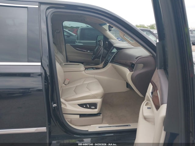 2016 Cadillac Escalade Esv Premium Collection მანქანა იყიდება აუქციონზე, vin: 1GYS4JKJ2GR148773, აუქციონის ნომერი: 44907248