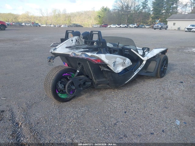 Polaris Slingshot 2023 57XAASHD8P8154351 Image 4