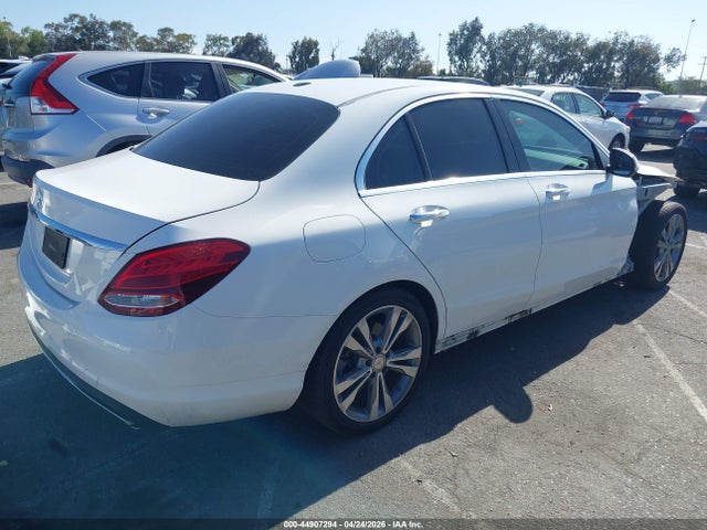 Mercedes-Benz C 300 2018 55SWF4JBXJU281144 Image 4
