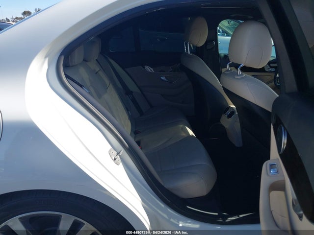 Mercedes-Benz C 300 2018 55SWF4JBXJU281144 Image 8