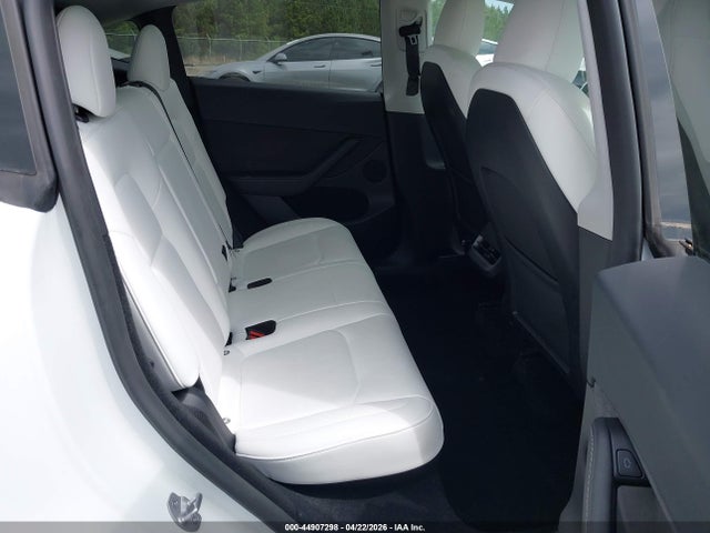 2023 Tesla Model Y Awd/long Range Dual Motor All-wheel Drive მანქანა იყიდება აუქციონზე, vin: 7SAYGDEE2PF839690, აუქციონის ნომერი: 44907298