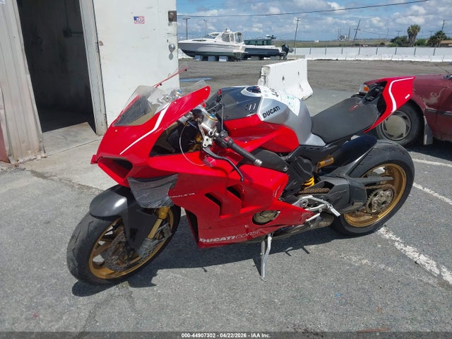 Ducati Panigale V4 R 2019 ZDMDAGSW8KB008593 Image 2