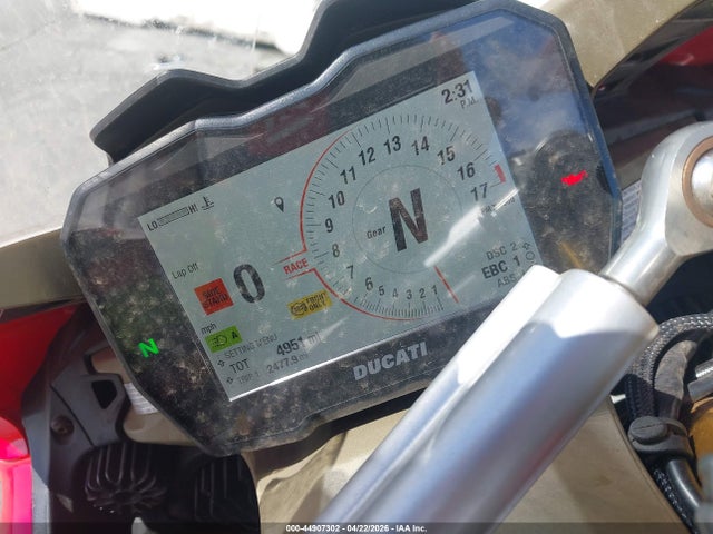 Ducati Panigale V4 R 2019 ZDMDAGSW8KB008593 Image 7