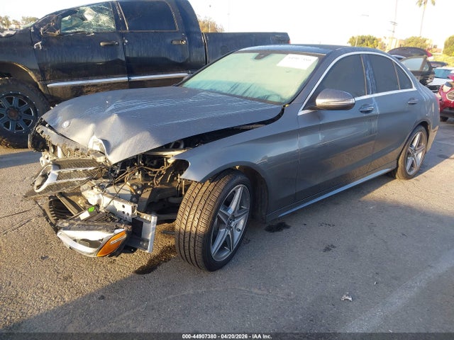 44907380 :رقم المزاد ، 55SWF4JB5HU213909 vin ، 2017 Mercedes-benz C 300 Sport مزاد بيع