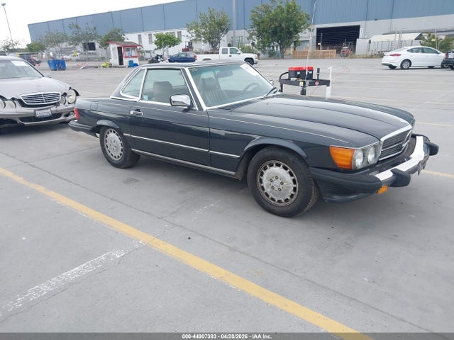 1986 Mercedes-benz 560 Sl მანქანა იყიდება აუქციონზე, vin: WDBBA48D1GA050221, აუქციონის ნომერი: 44907383