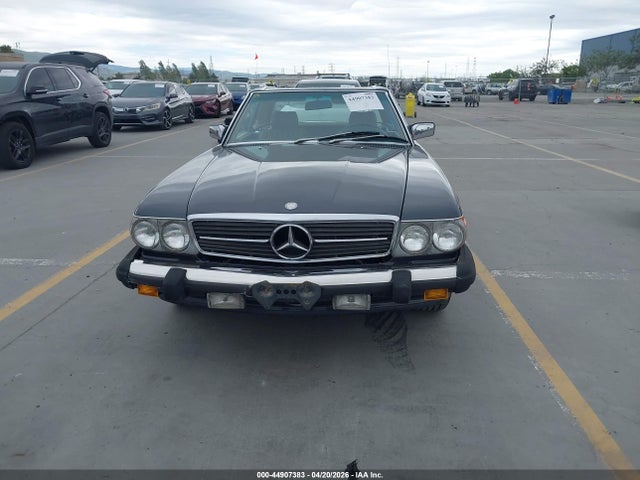 1986 Mercedes-benz 560 Sl მანქანა იყიდება აუქციონზე, vin: WDBBA48D1GA050221, აუქციონის ნომერი: 44907383