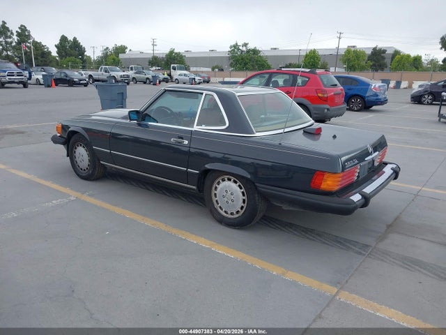 1986 Mercedes-benz 560 Sl მანქანა იყიდება აუქციონზე, vin: WDBBA48D1GA050221, აუქციონის ნომერი: 44907383