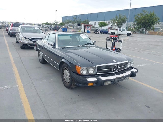 1986 Mercedes-benz 560 Sl მანქანა იყიდება აუქციონზე, vin: WDBBA48D1GA050221, აუქციონის ნომერი: 44907383