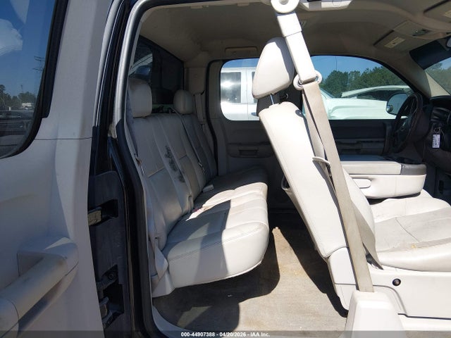 44907388 :رقم المزاد ، 2GTEC19JX81200172 vin ، 2008 Gmc Sierra 1500 Sle1 مزاد بيع