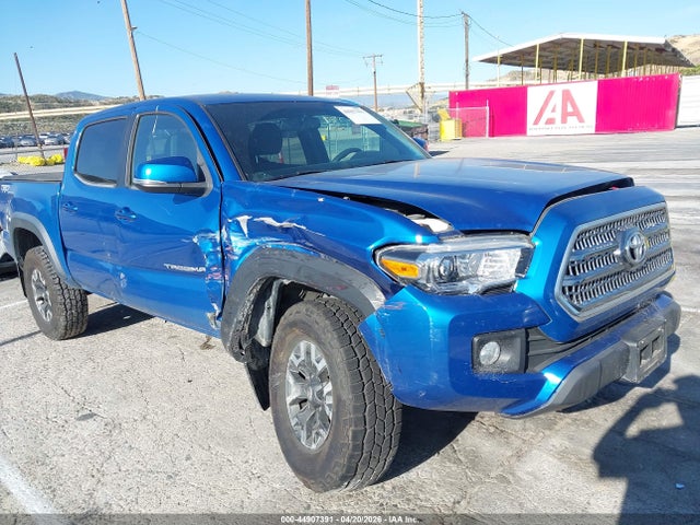 Aukcja sprzedaży 2017 Toyota Tacoma Trd Off Road, vin: 5TFCZ5AN1HX104753, numer aukcji: 44907391
