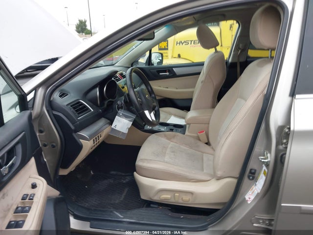 44907394 :رقم المزاد ، 4S4BSAHC9F3323473 vin ، 2015 Subaru Outback 2.5i Premium مزاد بيع