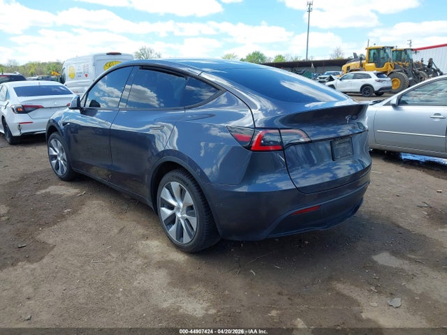 Продаж на аукціоні авто 2021 Tesla Model Y Standard Range Rear-wheel Drive, vin: 5YJYGDED0MF107395, номер лоту: 44907424