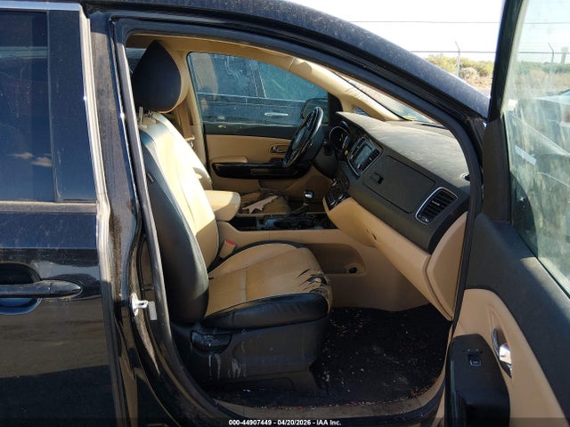 KNDMC5C17H6255473 KIA SEDONA EX