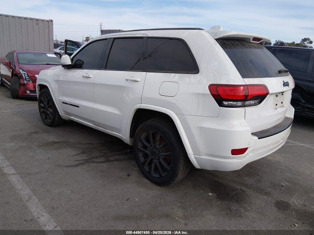 1C4RJEAG0JC168136 Jeep Grand Cherokee Altitude 4x2