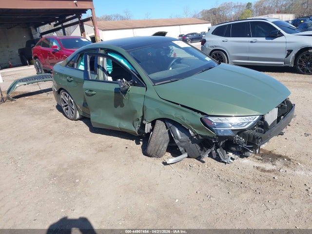 Продаж на аукціоні авто 2025 Audi A3 Premium Plus 40 Tfsi Quattro S Tronic, vin: WAUHUDGY2SA057367, номер лоту: 44907454
