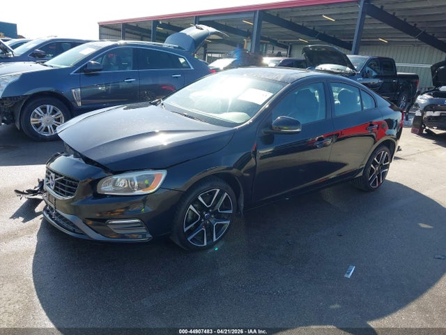 2017 Volvo S60 T5 Dynamic მანქანა იყიდება აუქციონზე, vin: YV126MFL6H2422316, აუქციონის ნომერი: 44907483