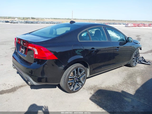 2017 Volvo S60 T5 Dynamic მანქანა იყიდება აუქციონზე, vin: YV126MFL6H2422316, აუქციონის ნომერი: 44907483