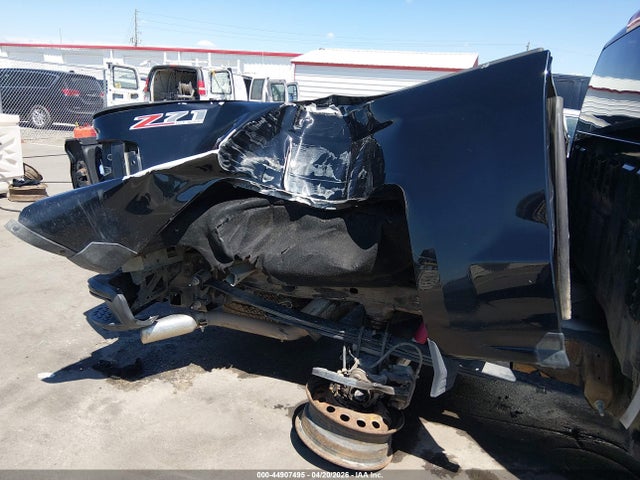2017 Chevrolet Silverado 1500 2lt მანქანა იყიდება აუქციონზე, vin: 3GCUKREC8HG442874, აუქციონის ნომერი: 44907495