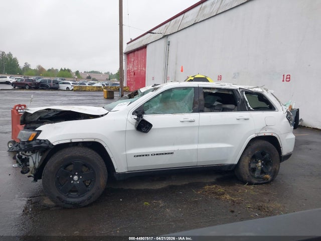 1C4RJFBT7JC250897 Jeep Grand Cherokee Sterling Edition 4x4