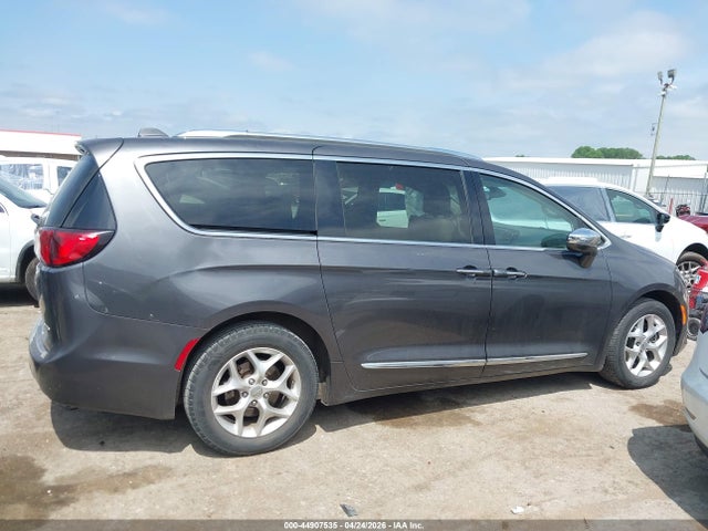 44907535 :رقم المزاد ، 2C4RC1GG1LR139748 vin ، 2020 Chrysler Pacifica Limited مزاد بيع