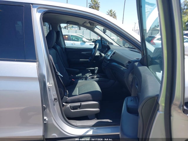 Honda Ridgeline Sport 2019 5FPYK2F15KB002430 Image 5