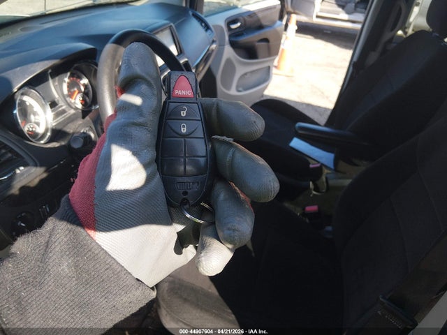 2013 Dodge Grand Caravan Sxt მანქანა იყიდება აუქციონზე, vin: 2C4RDGCG7DR527994, აუქციონის ნომერი: 44907604