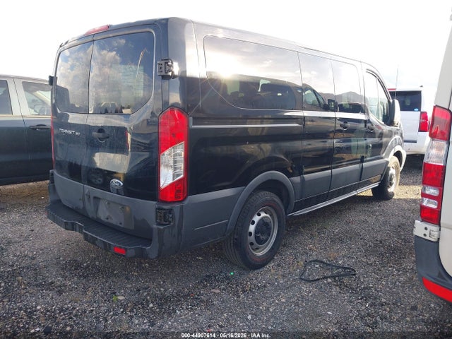 1FMZK1ZM4HKB26614 Ford Transit-150 Xl