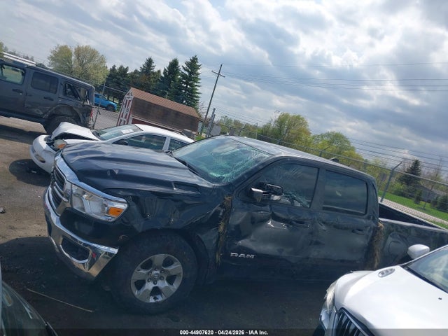 2021 Ram 1500 Big Horn  4x4 6'4 Box მანქანა იყიდება აუქციონზე, vin: 1C6SRFMT9MN799007, აუქციონის ნომერი: 44907620