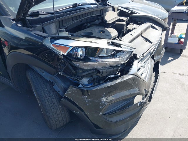 Hyundai TUCSON SE 2018 KM8J23A45JU767608 Image 19