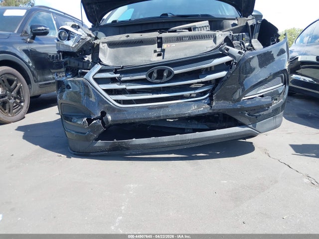 Hyundai TUCSON SE 2018 KM8J23A45JU767608 Image 22
