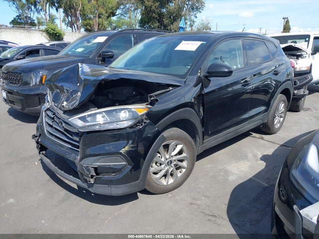 Hyundai TUCSON SE 2018 KM8J23A45JU767608 Image 2