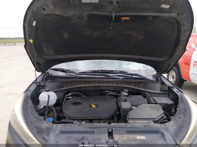 44907647 :رقم المزاد ، KM8J33A45HU365658 vin ، 2017 Hyundai Tucson Se Plus مزاد بيع