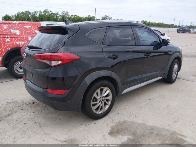 44907647 :رقم المزاد ، KM8J33A45HU365658 vin ، 2017 Hyundai Tucson Se Plus مزاد بيع