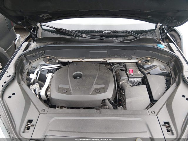 44907665 :رقم المزاد ، YV4A22PK8G1039275 vin ، 2016 Volvo Xc90 T6 Momentum مزاد بيع