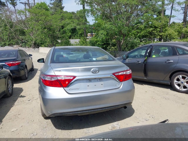 Продажа на аукционе авто 2015 Toyota Camry Le, vin: 4T4BF1FK7FR481731, номер лота: 44907679