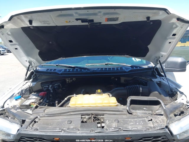 1FTEW1EP8JFB86515 Ford F-150 Xl