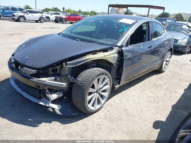 Продаж на аукціоні авто 2018 Tesla Model 3 Long Range/performance, vin: 5YJ3E1EB1JF069104, номер лоту: 44907695