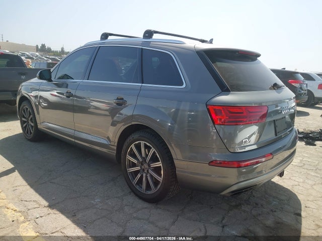 2017 AUDI Q7 WA1LAAF78HD000850 Photo 2
