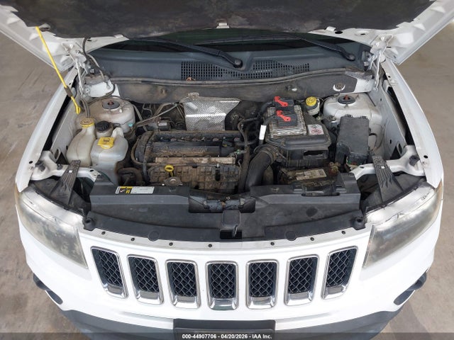 44907706 :رقم المزاد ، 1C4NJCBA5FD436998 vin ، 2015 Jeep Compass Sport مزاد بيع