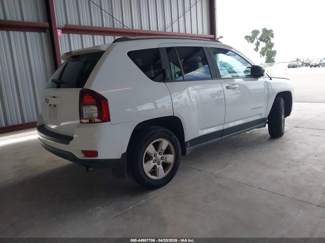 44907706 :رقم المزاد ، 1C4NJCBA5FD436998 vin ، 2015 Jeep Compass Sport مزاد بيع