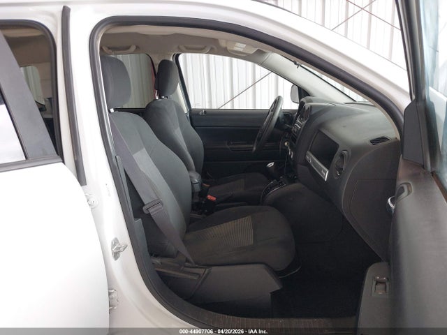 44907706 :رقم المزاد ، 1C4NJCBA5FD436998 vin ، 2015 Jeep Compass Sport مزاد بيع